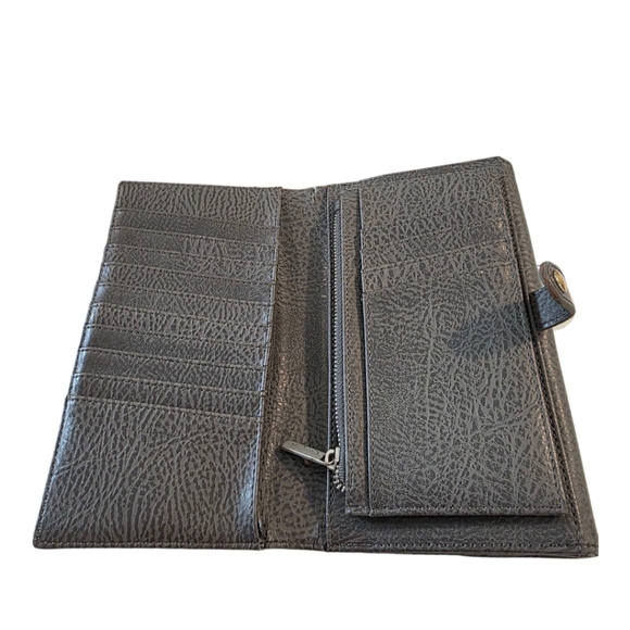 Matt & Nat Connolly Dwell Wallet Vegan Pebbled Leather Carbon Colour - Picture 6 of 10
